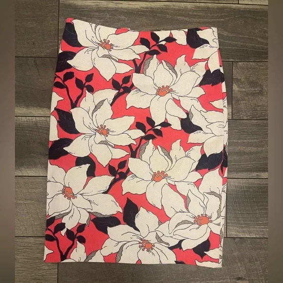 Ann Taylor Pink Ivory Textured Floral Straight Pencil Skirt Sz 2 - Picture 3 of 6